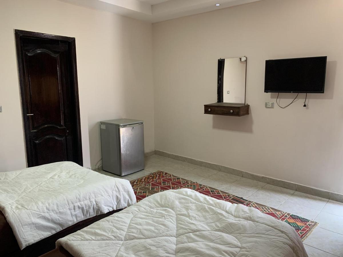 King Khufu Pyramids View Hotel Kafret el-Gabal Екстериор снимка