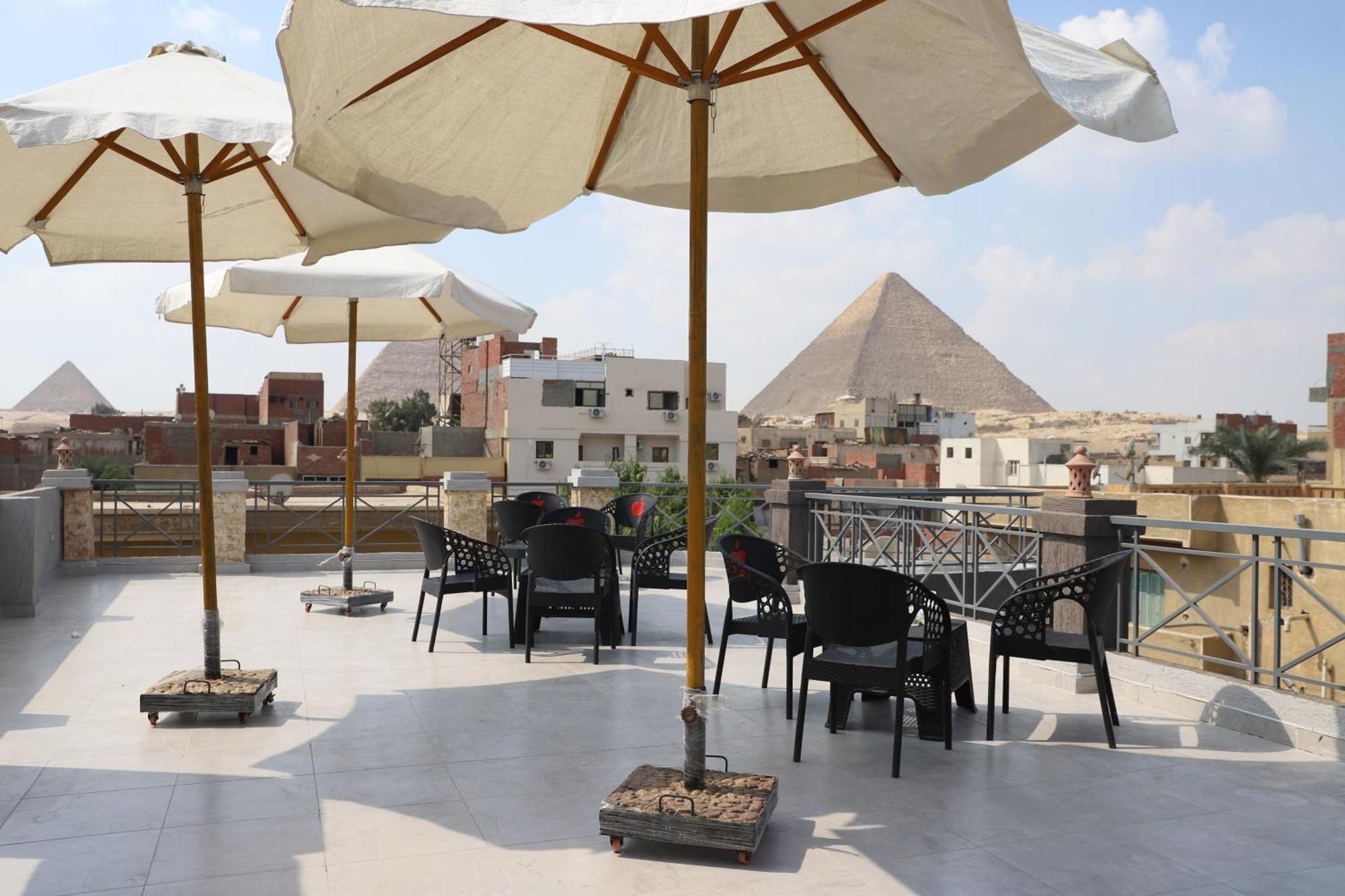 King Khufu Pyramids View Hotel Kafret el-Gabal Екстериор снимка