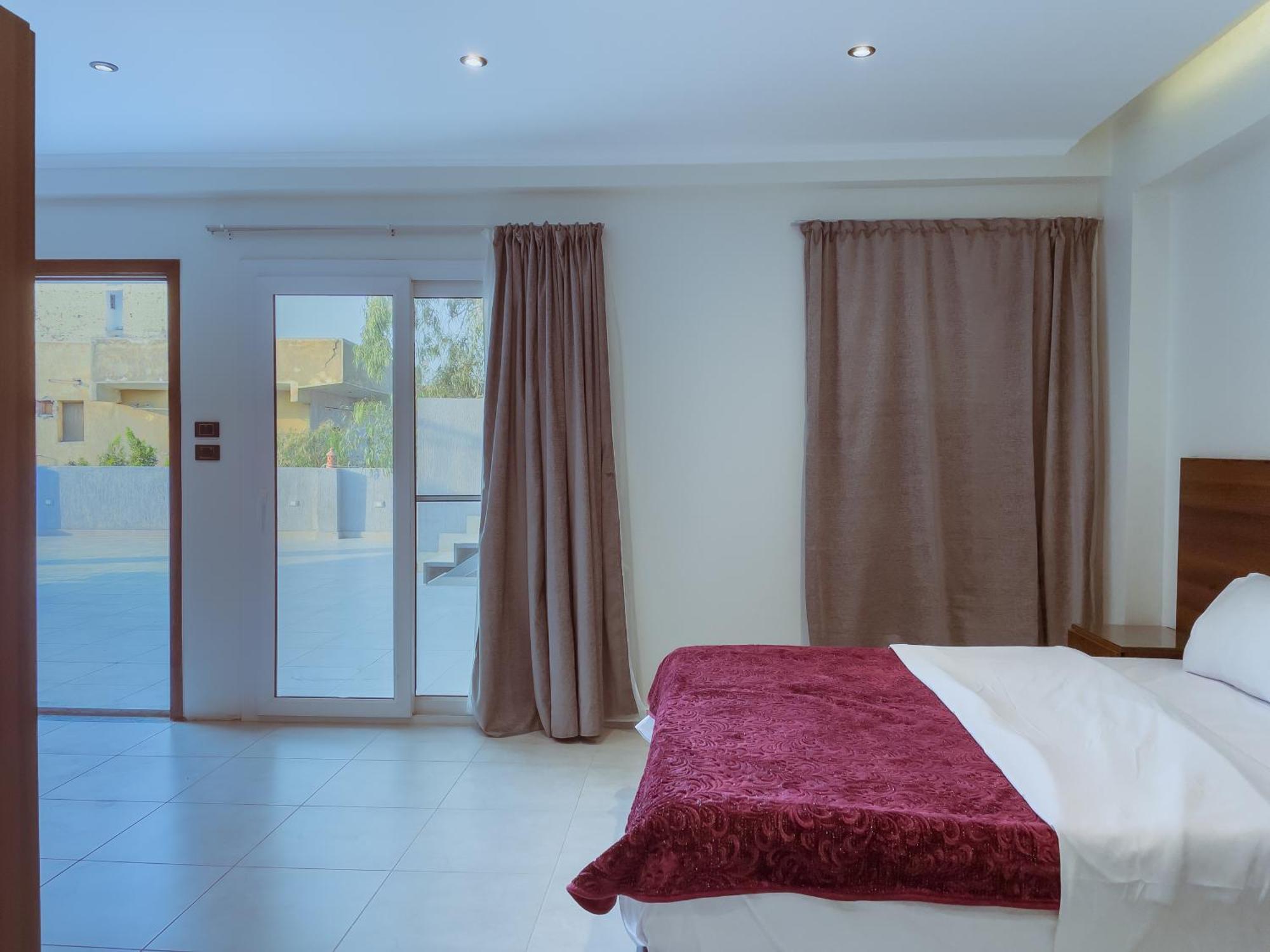 King Khufu Pyramids View Hotel Kafret el-Gabal Стая снимка