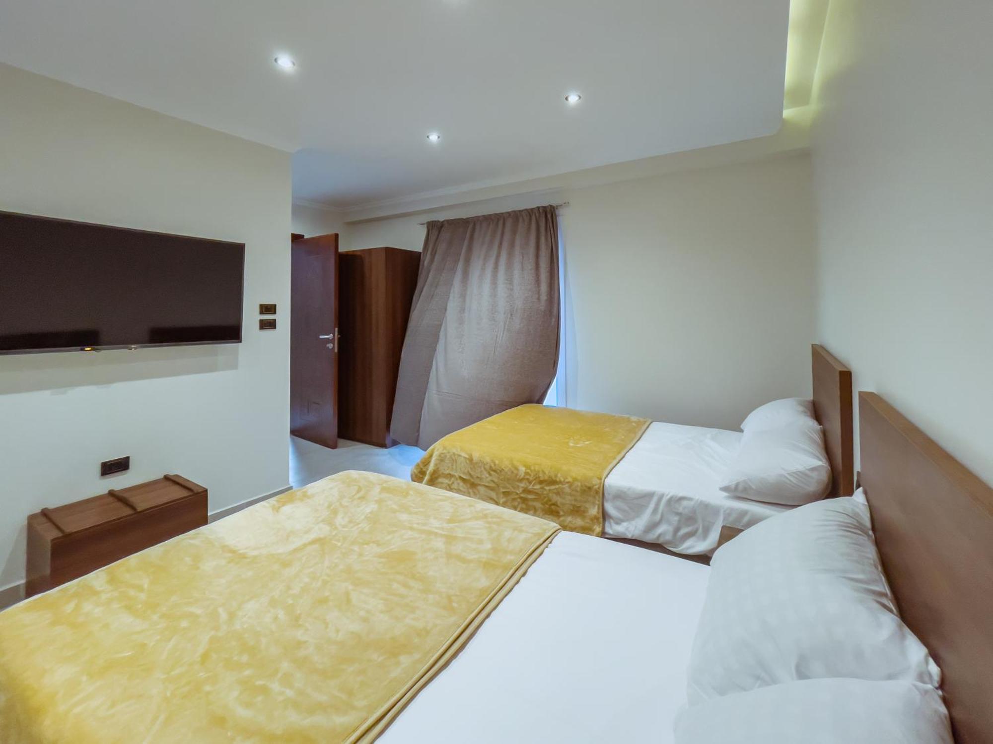 King Khufu Pyramids View Hotel Kafret el-Gabal Стая снимка